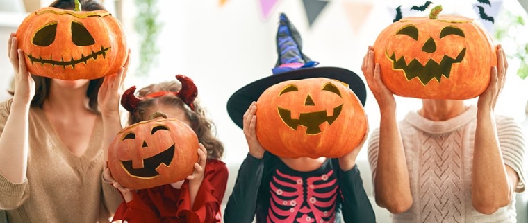 fête d’Halloween en famille